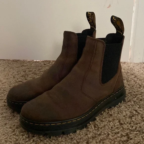 Martin Doc Martin EMBURY CRAZY HORSE LEATHER CASUAL BOOTS (Chelsea Boot)